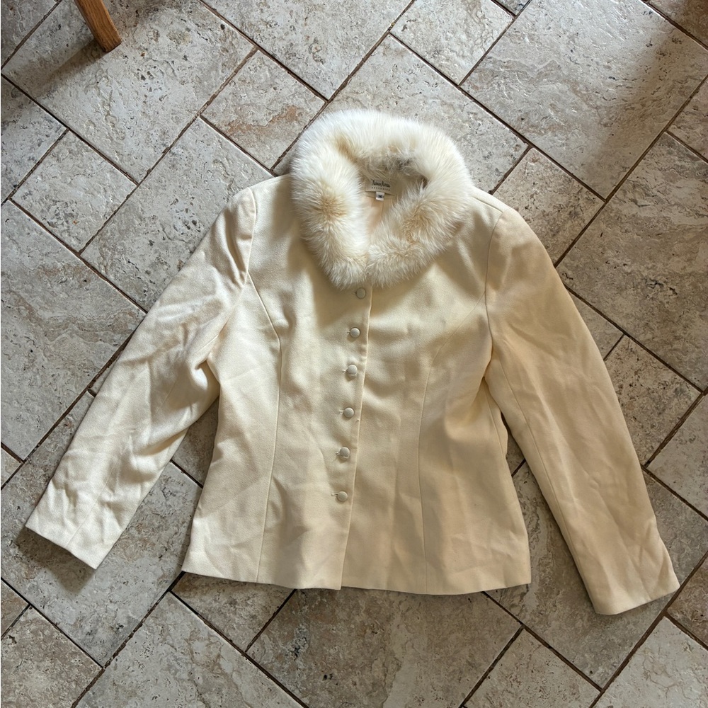 Vintage Neiman Marcus Cream Jacket with Fur Collar